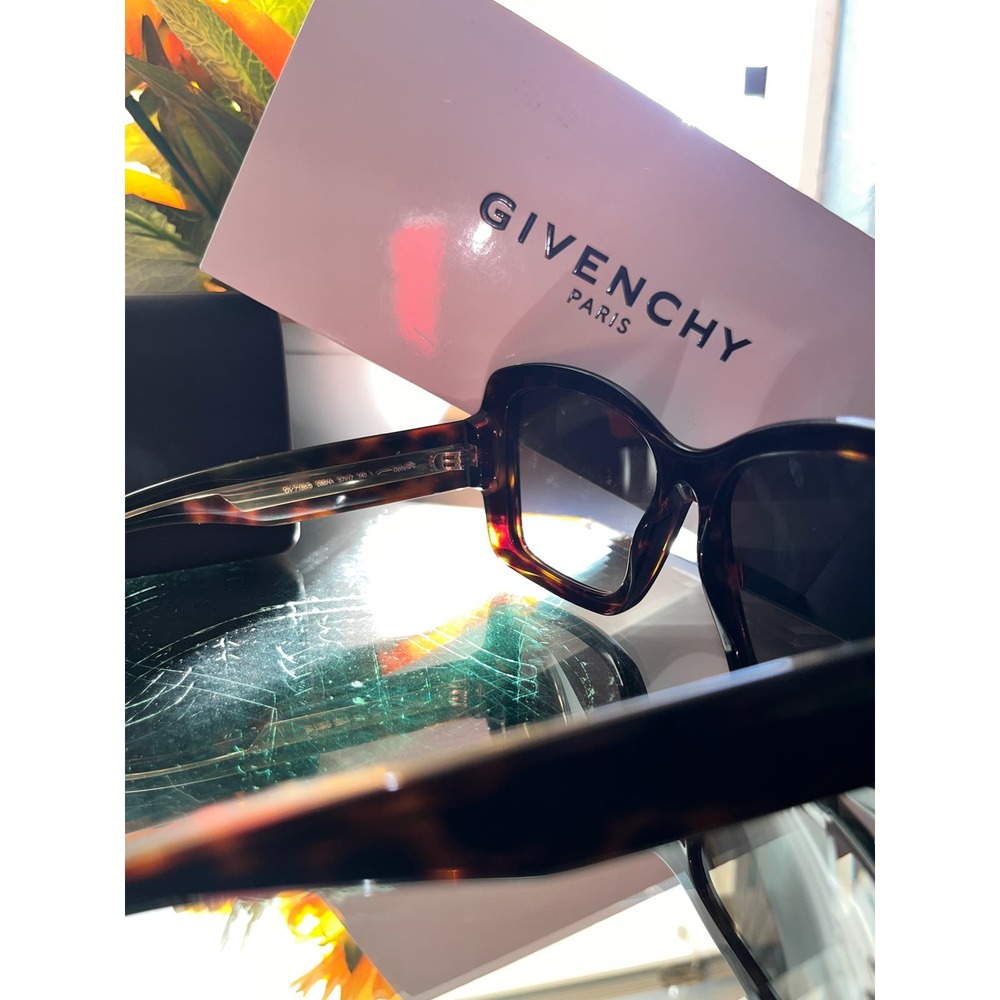 Givenchy Sunglasses - Picture 5 of 7